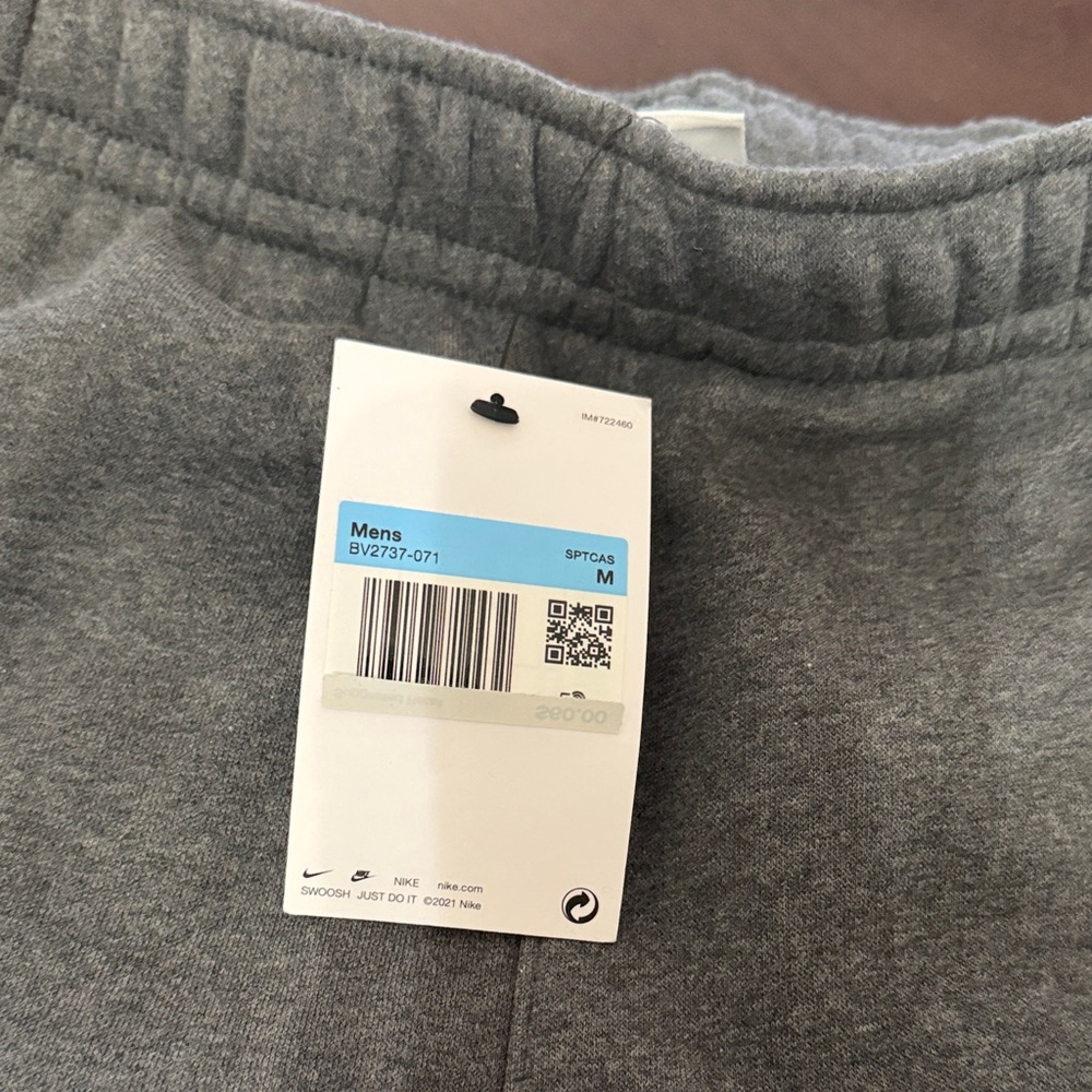 Nike Sportswear Club Fleece - Picture 6 of 8